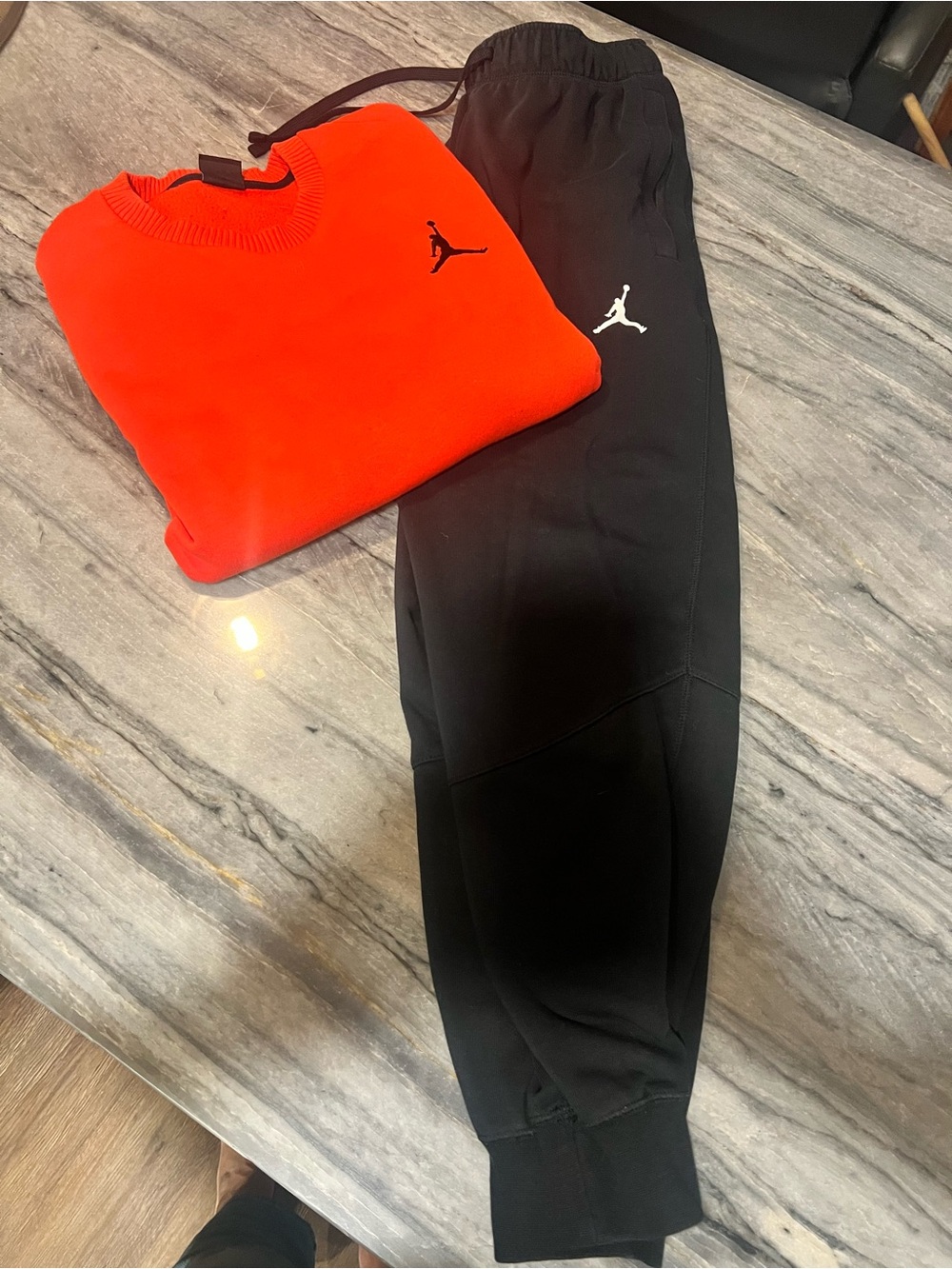 Air Jordan Flight Fleece Sweatshirt & Joggers Set Red/ Black size small